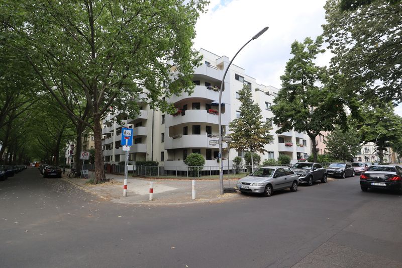 Geräumige 3 Zimmer Wohnung im Herzen von Steglitz!